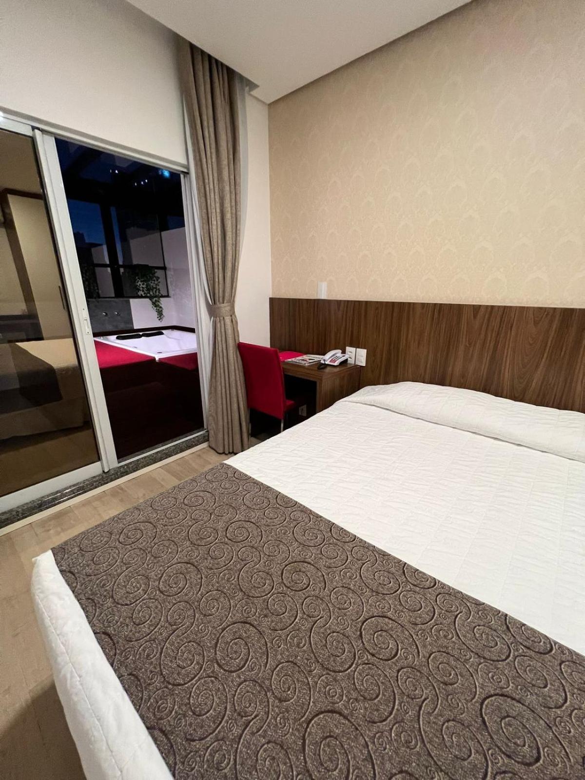 Holiday & Business Hotel - Em Frente Ao Centro De Eventos E Arena Conda Chapecó Eksteriør billede