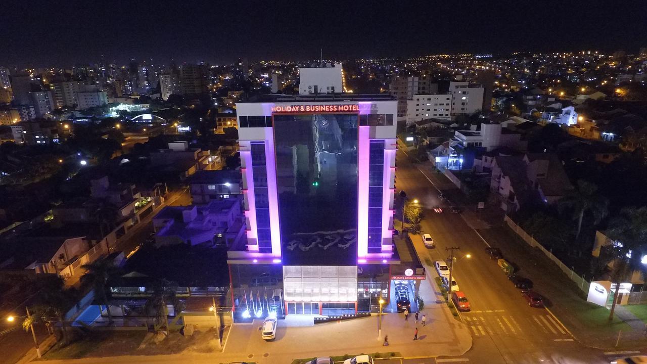Holiday & Business Hotel - Em Frente Ao Centro De Eventos E Arena Conda Chapecó Eksteriør billede